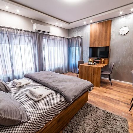 Ivi Place Apartments نوفي ساد المظهر الخارجي الصورة