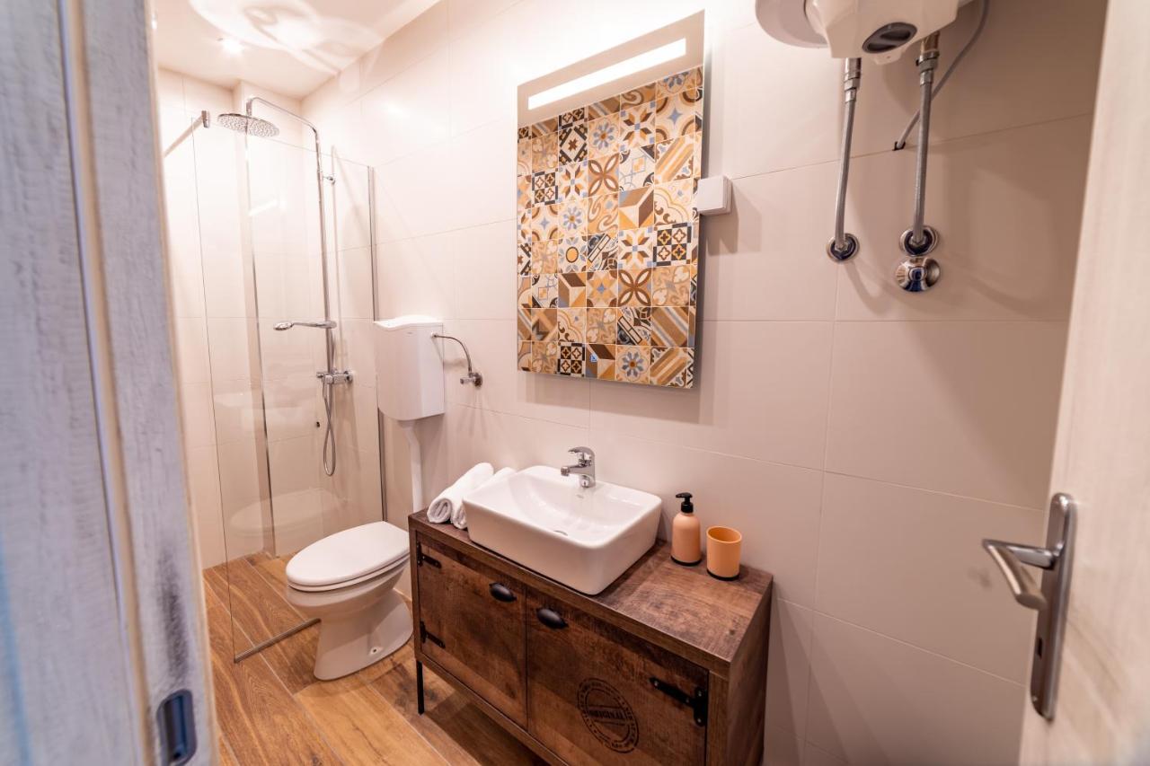 Ivi Place Apartments نوفي ساد المظهر الخارجي الصورة