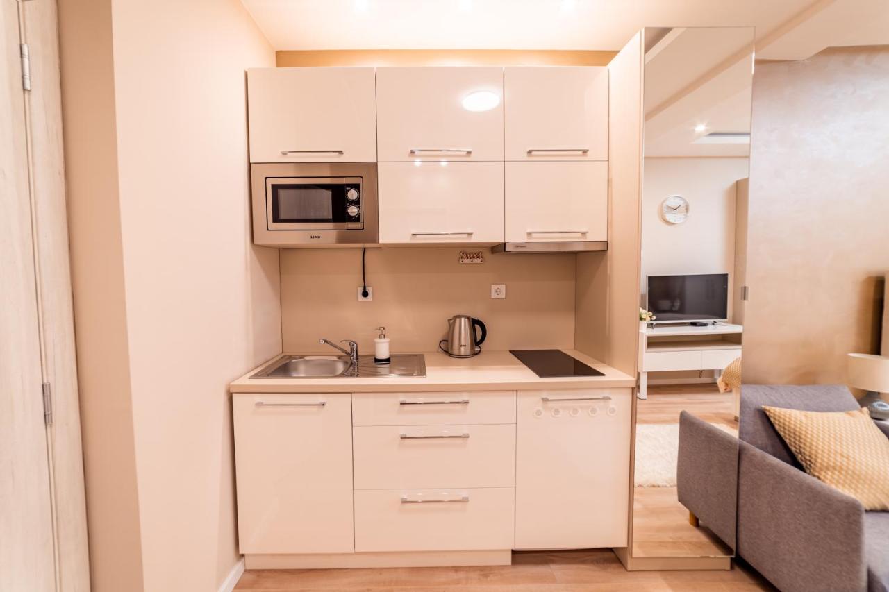 Ivi Place Apartments نوفي ساد المظهر الخارجي الصورة