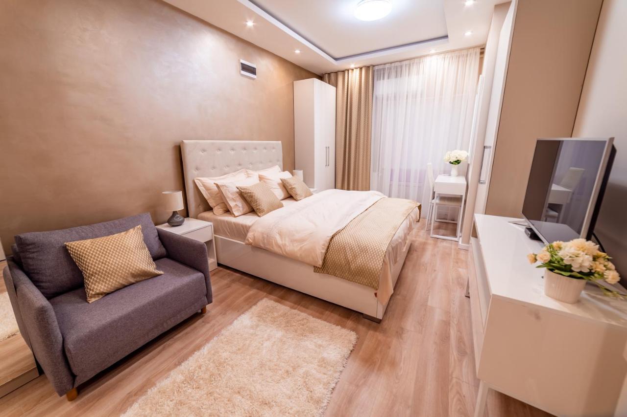 Ivi Place Apartments نوفي ساد المظهر الخارجي الصورة