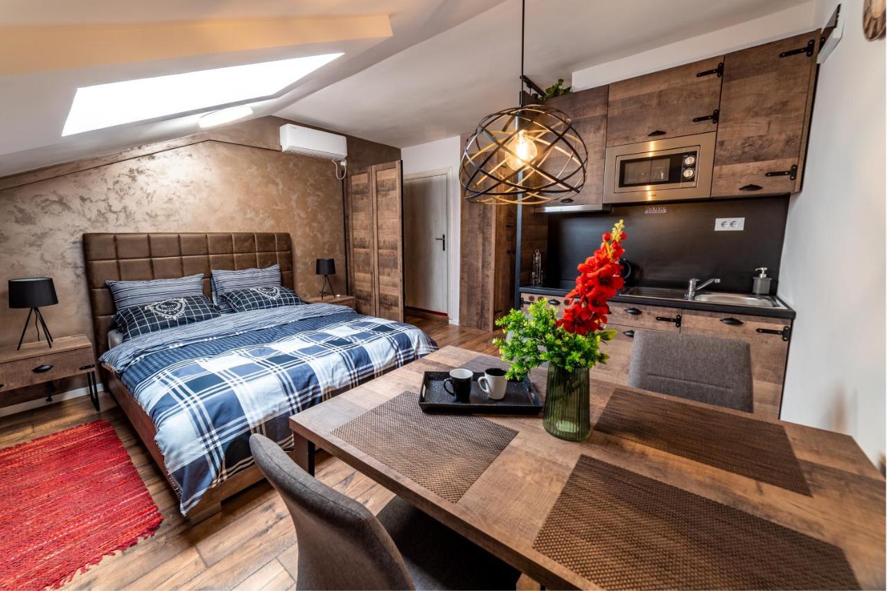 Ivi Place Apartments نوفي ساد المظهر الخارجي الصورة