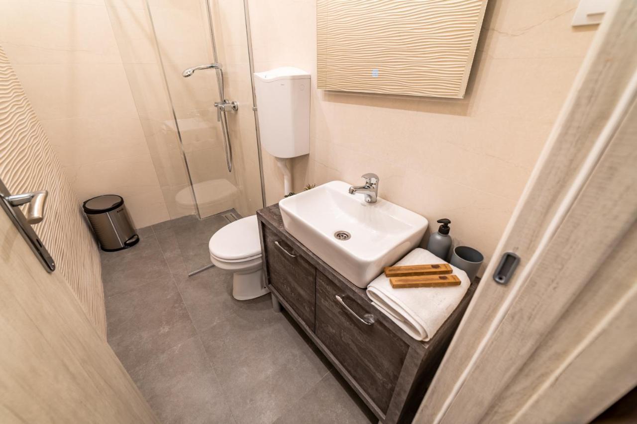 Ivi Place Apartments نوفي ساد المظهر الخارجي الصورة